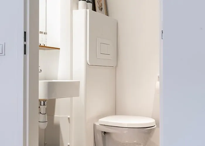 Modern Studio In Kitchen And Bathroom Tilburg