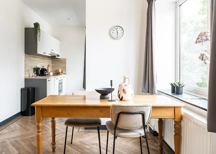 Apartment Modern Studio In Kitchen And Bathroom Tilburg