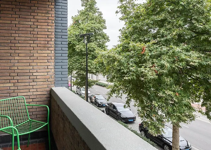 Apartment Modern Studio In Kitchen And Bathroom