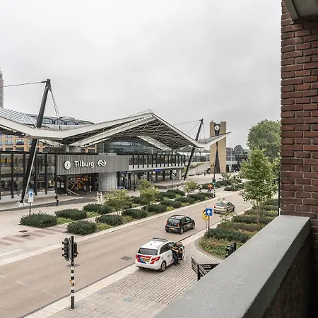 Modern Studio In Kitchen And Bathroom Appartement *