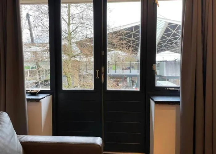 Apartman Modern Studio In Kitchen And Bathroom